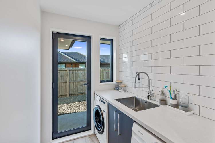 26 Fearne Drive Woodend_15