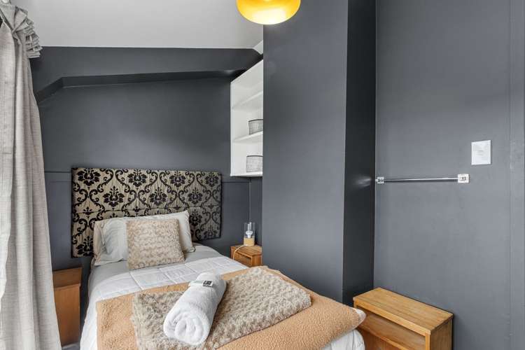 2/345 Armagh Street Linwood_8