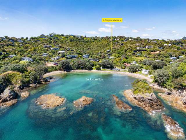 9 Empire Avenue Enclosure Bay_3