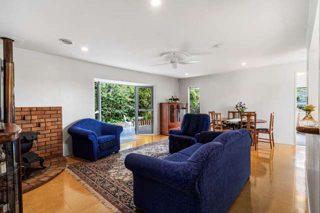 14 Puketitiro Street Glen Eden_3