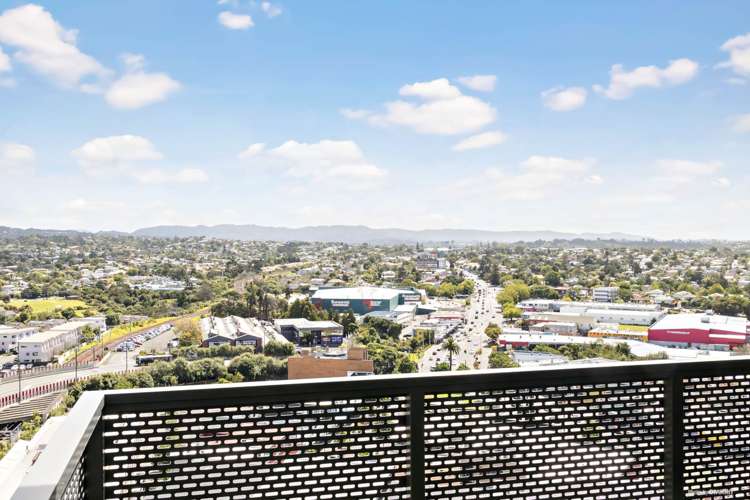 1304/20 Mccrae Way New Lynn_3