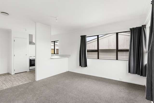 208D Shirley Road 10695_3