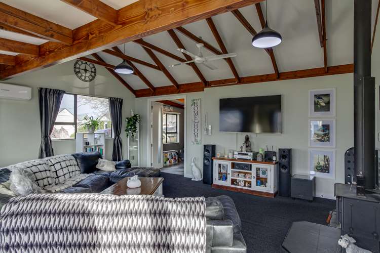 8 Roslyn Terrace West End_7