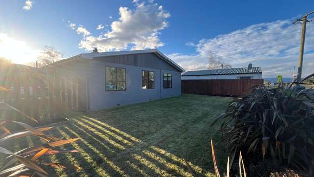 5658 West Coast Road, Springfield