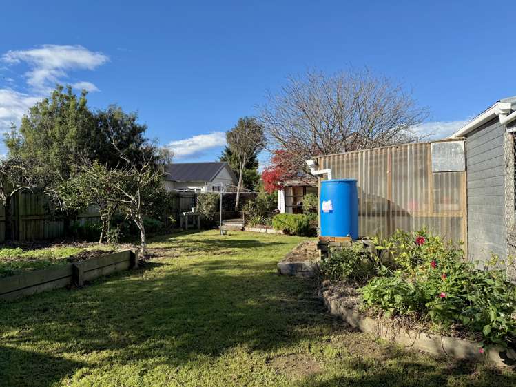 8 Paul Street Waimate_11