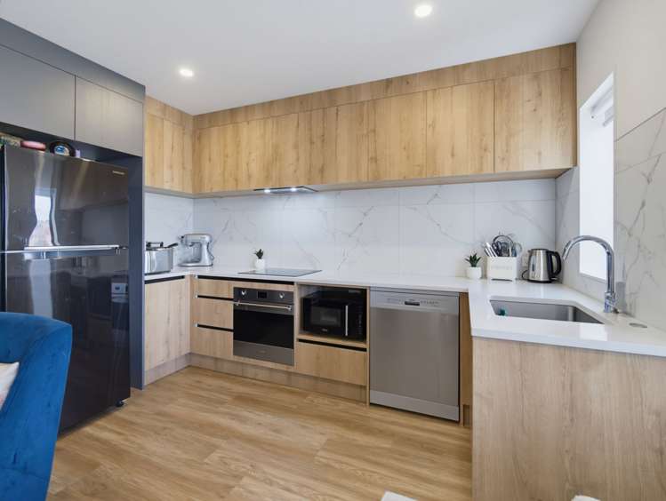 104/5 Dishys road Flat Bush_12