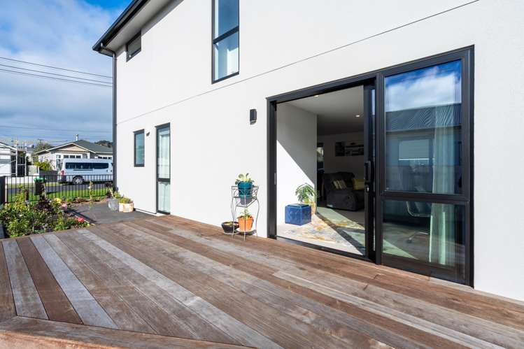 10A Crest Street Tainui_28