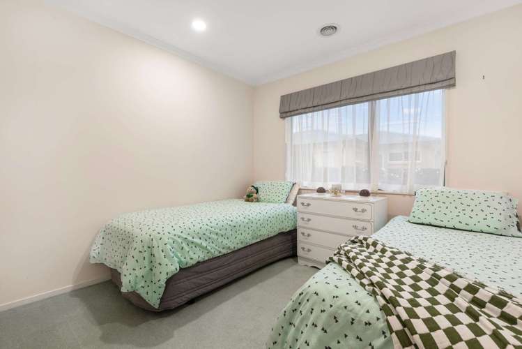 55 Basley Road Owhata_14