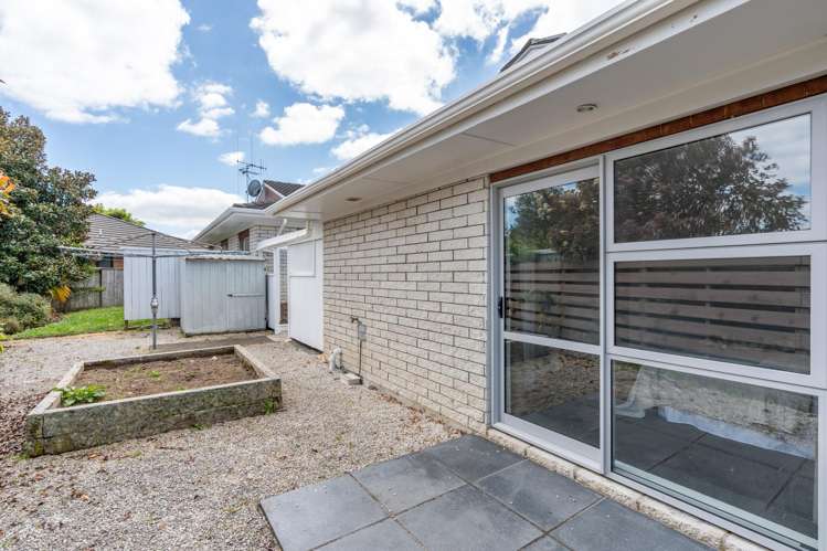 69 Tramway Road Enderley_16