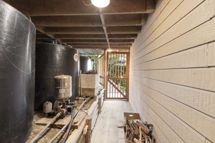 42 Lawrence Road Kenepuru Sound_25