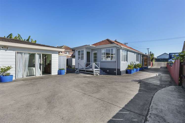 1338 Dominion Road Mount Roskill_12