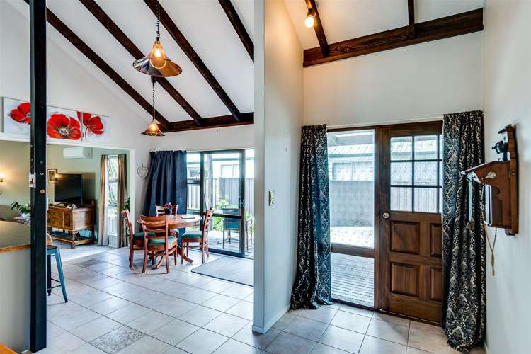 1/25 Waterhouse Street Taradale_9