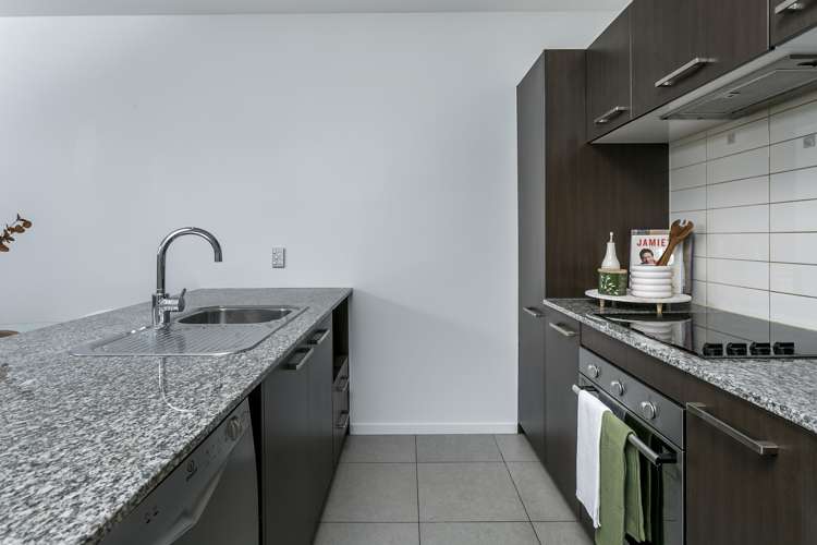 202a/130 Anzac Street Takapuna_6