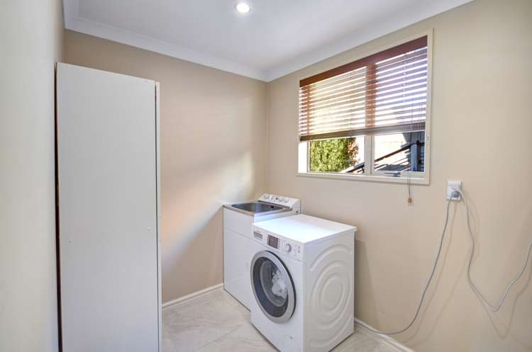 35 Joe Brown Avenue Mosgiel_15