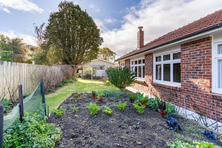 15 Falkirk Street Dalmore_13