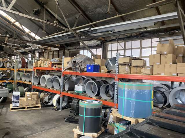 8 Hollands Crescent Naenae_1