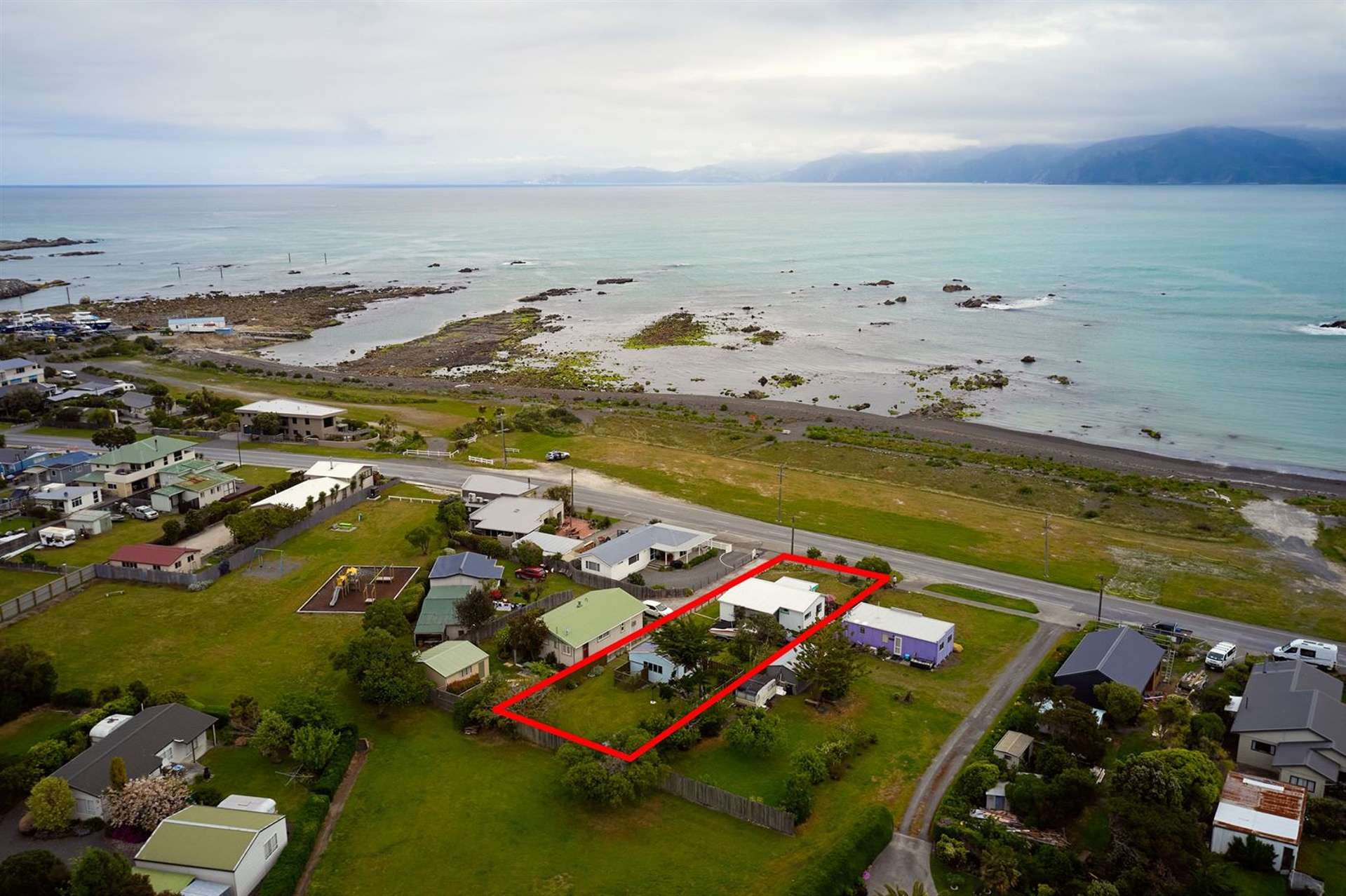 99 South Bay Parade Kaikoura_0