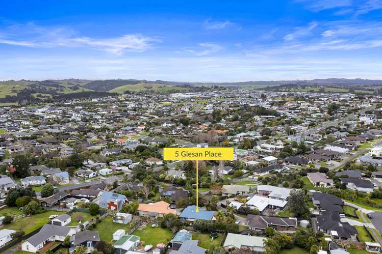 5 Glesan Place Beachlands_29