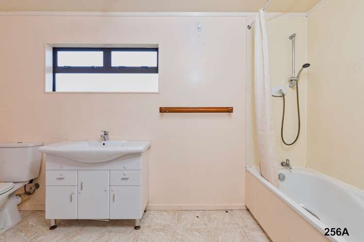 256 Te Atatu Road Te Atatu South_25