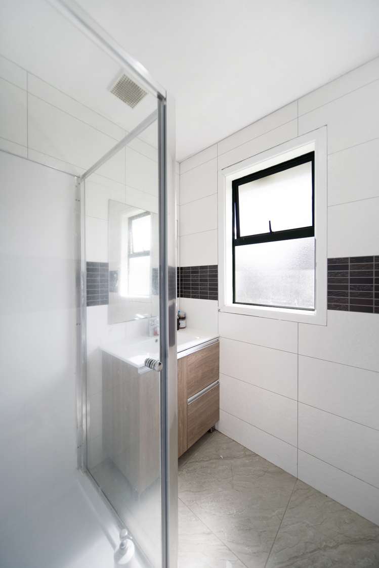 12a Everitt Road Otara_10