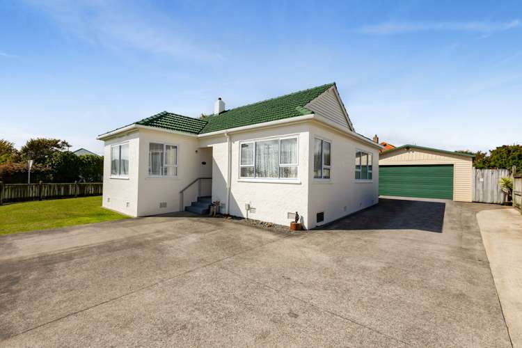 139 Tukapa Street Westown_14