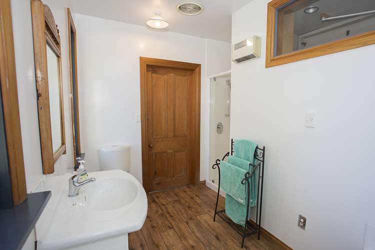 4 Pages Road Allenton_10