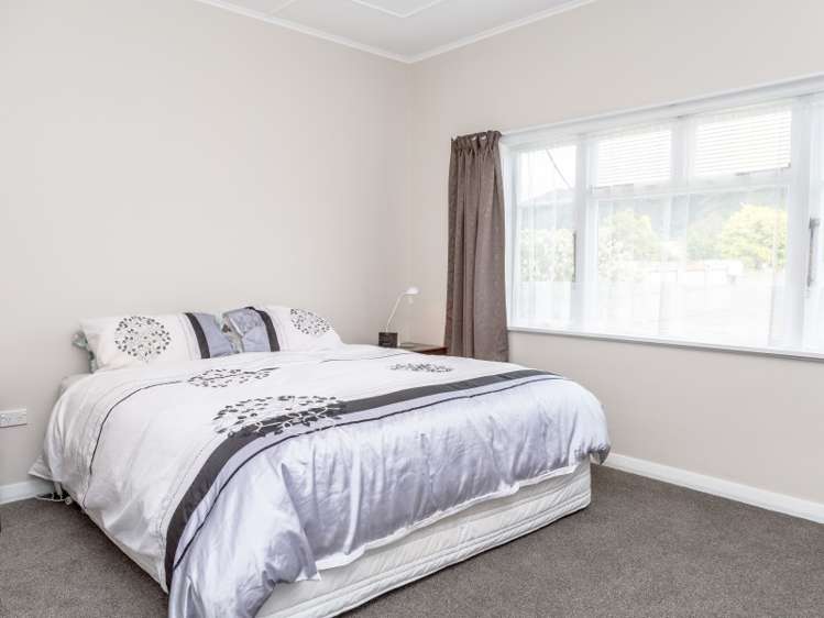 25 Lyon Street Featherston_10