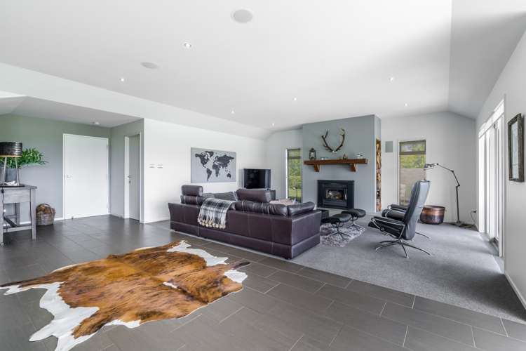 919 Miller Road Clinton and Surrounds_6