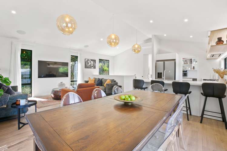 6e Burns Street Westown_7