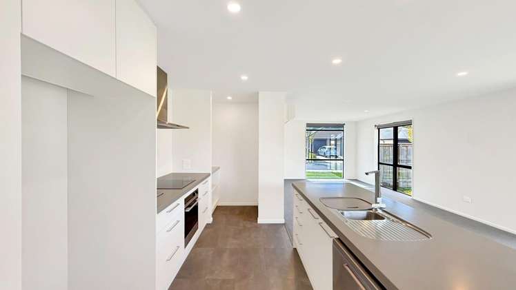 13 Quinn Cr Woodend_2