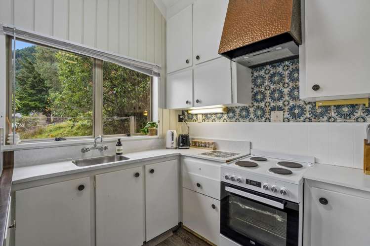  A/21 Watts Road Fernhill/Sunshine Bay_3