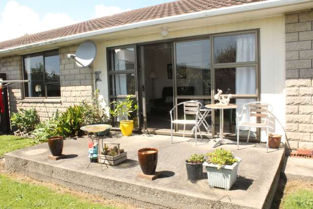 2/107 Queen Street Westport_1