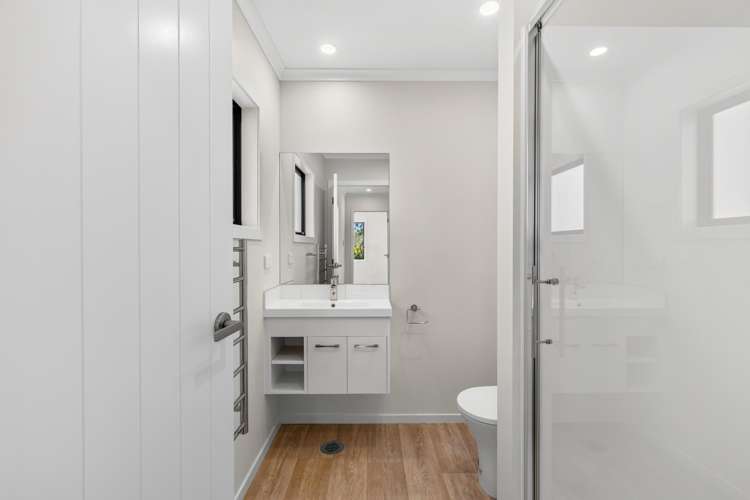 1 and 2/23 Wymer Terrace Chartwell_5