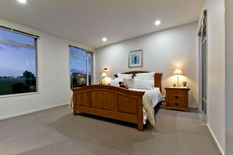 54 Penzance Road Mairangi Bay_23