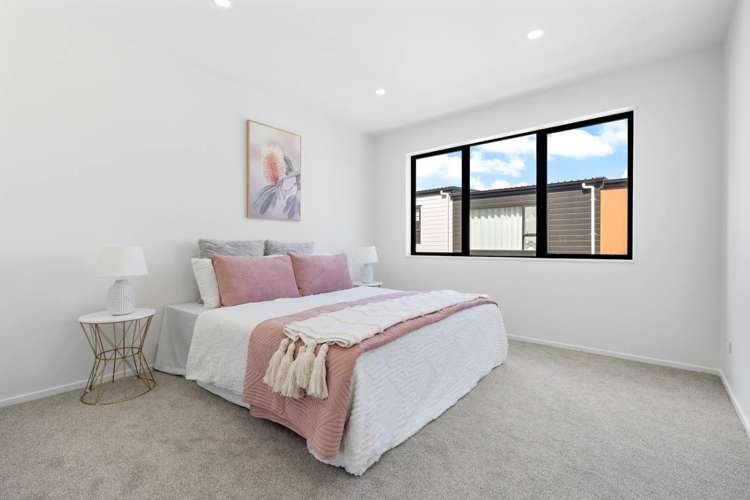 2/2 Flaunty Place West Harbour_9