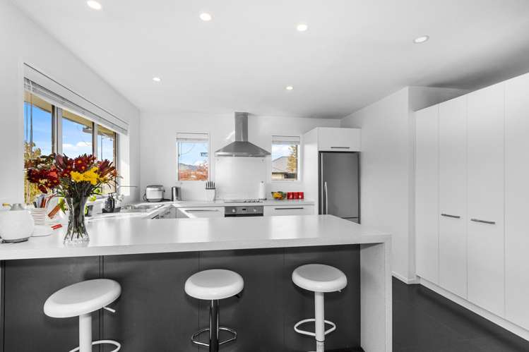 27 John Annan Street_0