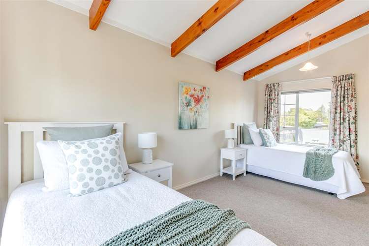 5 Gow Avenue Haumoana_5