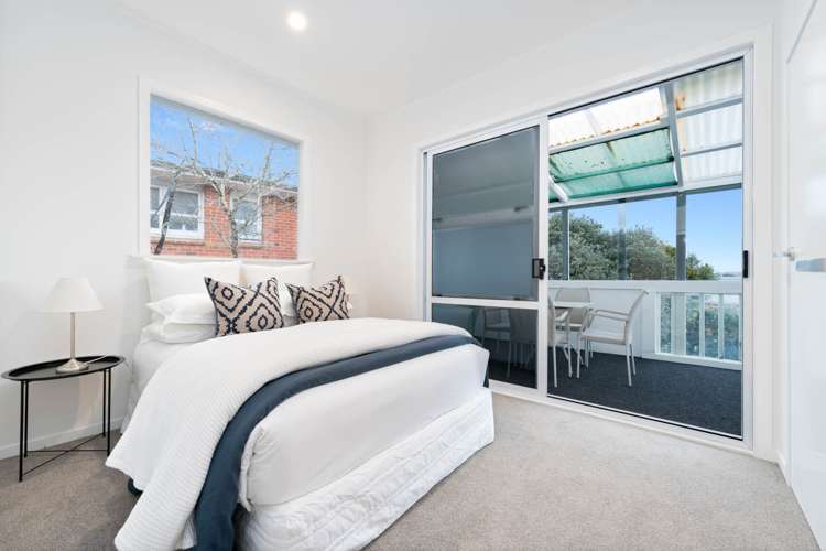 96 Pupuke Road Hillcrest_18