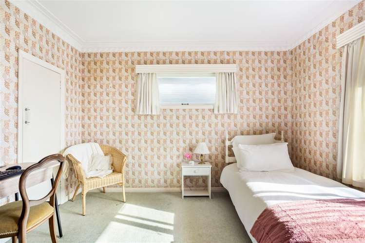 53 Uxbridge Road Mellons Bay_14