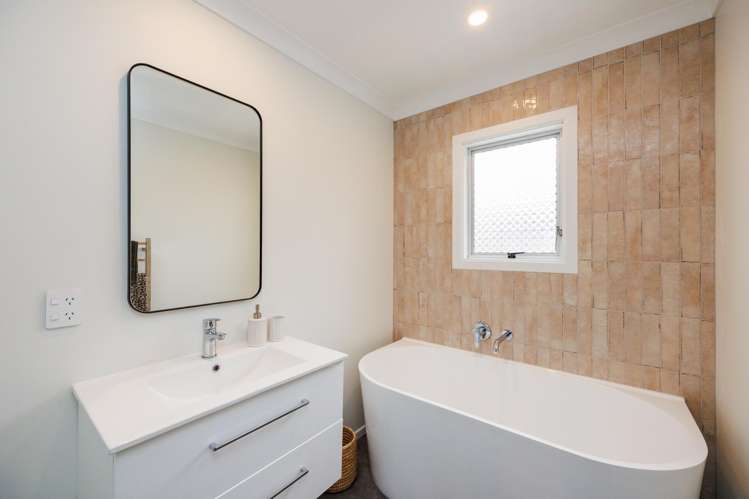 9 Lyndale Place Kelvin Grove_10