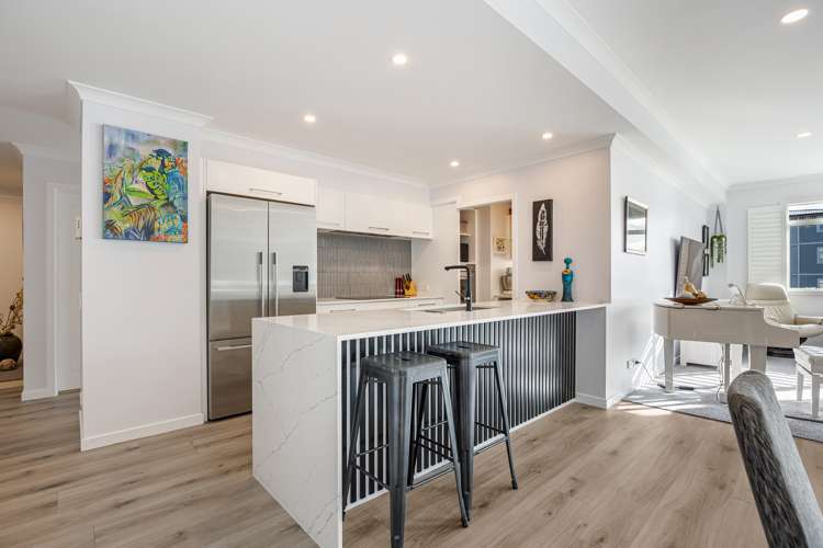 42 Eaves Bush Parade Orewa_6