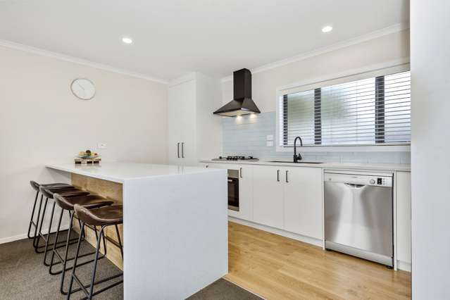 3/15 Cook Street Hamilton East_1