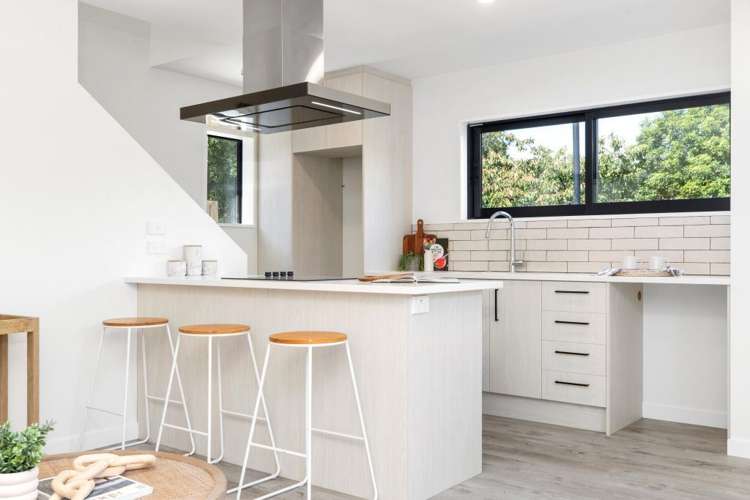 1/9 Walpole Street Waltham_6