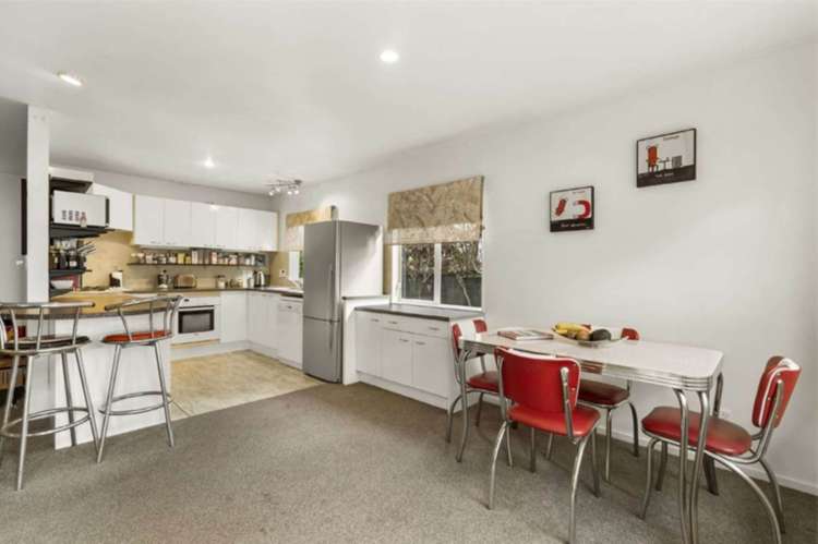 2/51 Fields Parade Oteha_10