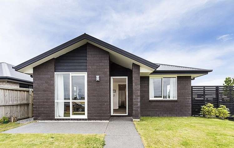 32 Whakatipu Street Pegasus_1