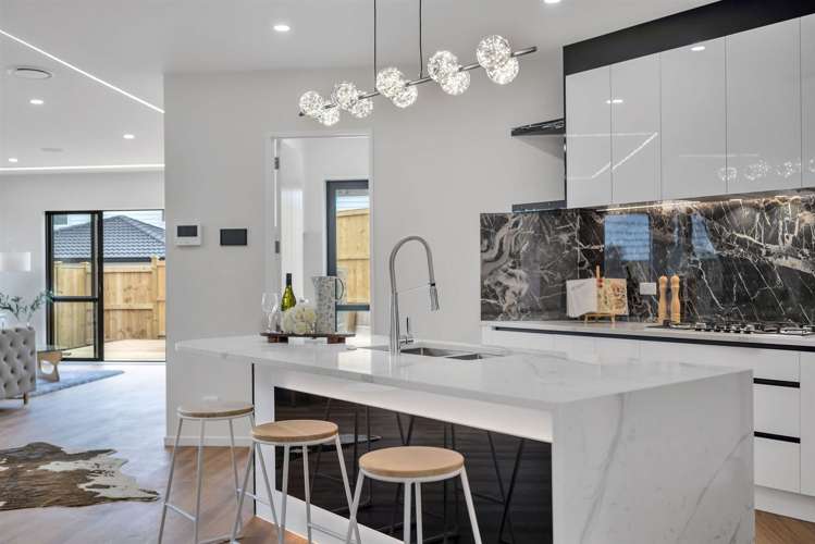 22 Koromeke Street Flat Bush_27