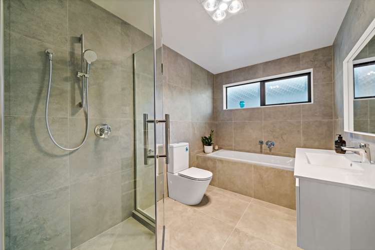 6 Silvereye Road Hobsonville_11