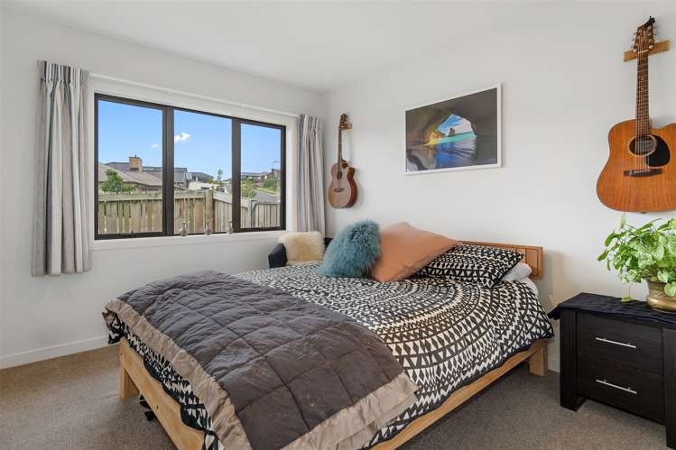 36 Puhirake Crescent Pyes Pa_13