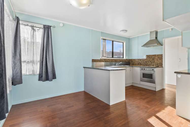 96 Hyperion Drive Randwick Park_5