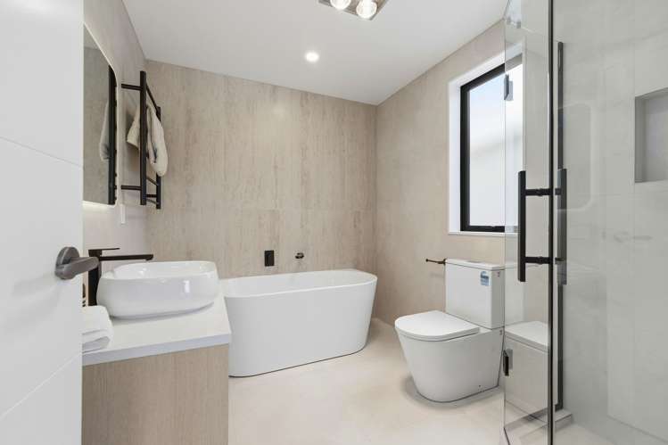 2/6 Allington Road Massey_15